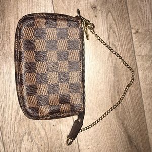 Louis Vuitton Mini Pochette